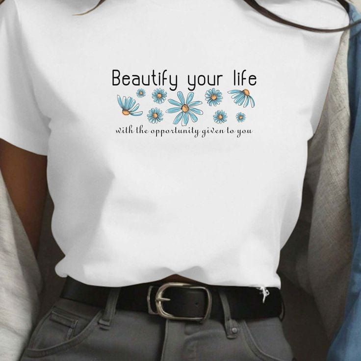 استیکر پارچه و لباس، گل های  آبی و متن beauty your life