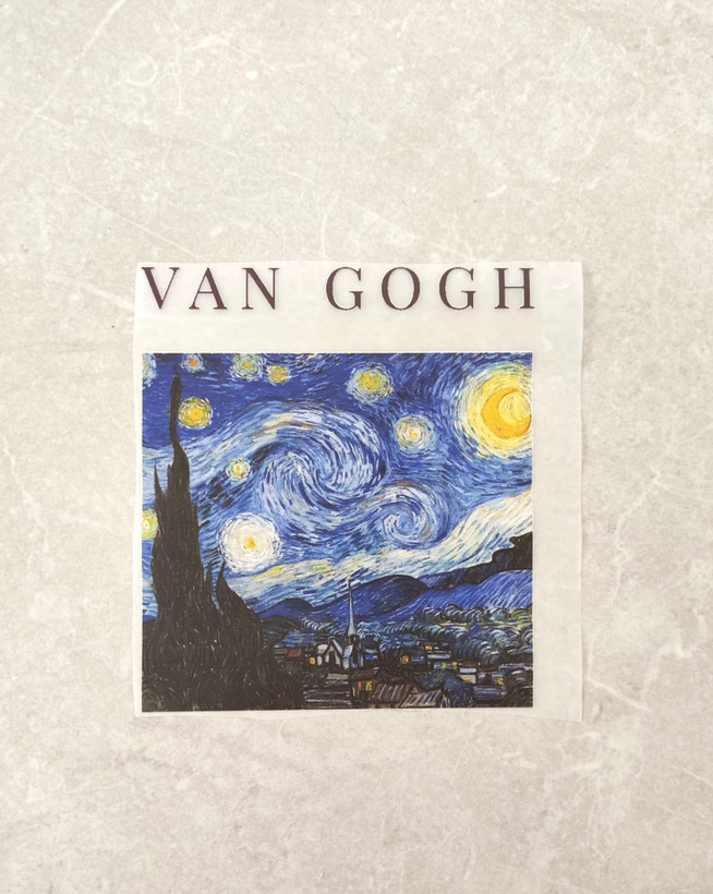 استیکر پارچه و لباس، طرح ونگوگ شب پرستاره و متن VAN GOGH